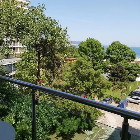 Be My Guest On The Front Line Lejlighed Sunny Beach